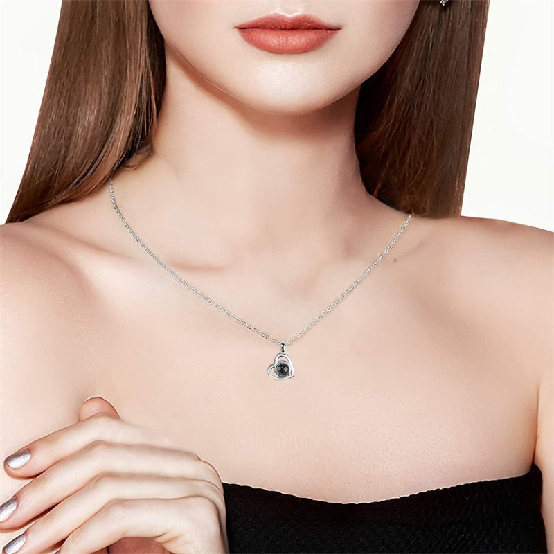 “I Love You” Projection Necklace – 100 Languages Nano Gift