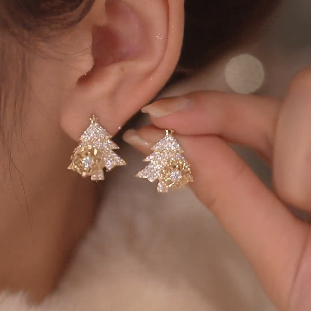 Festive Sparkle – Christmas Tree Earrings