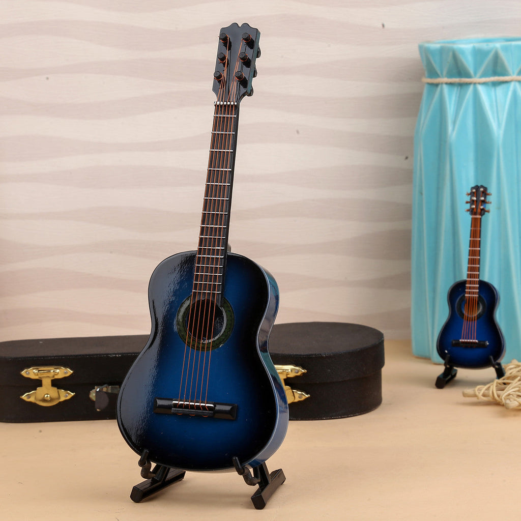 Display Your Passion – Mini Guitar Model